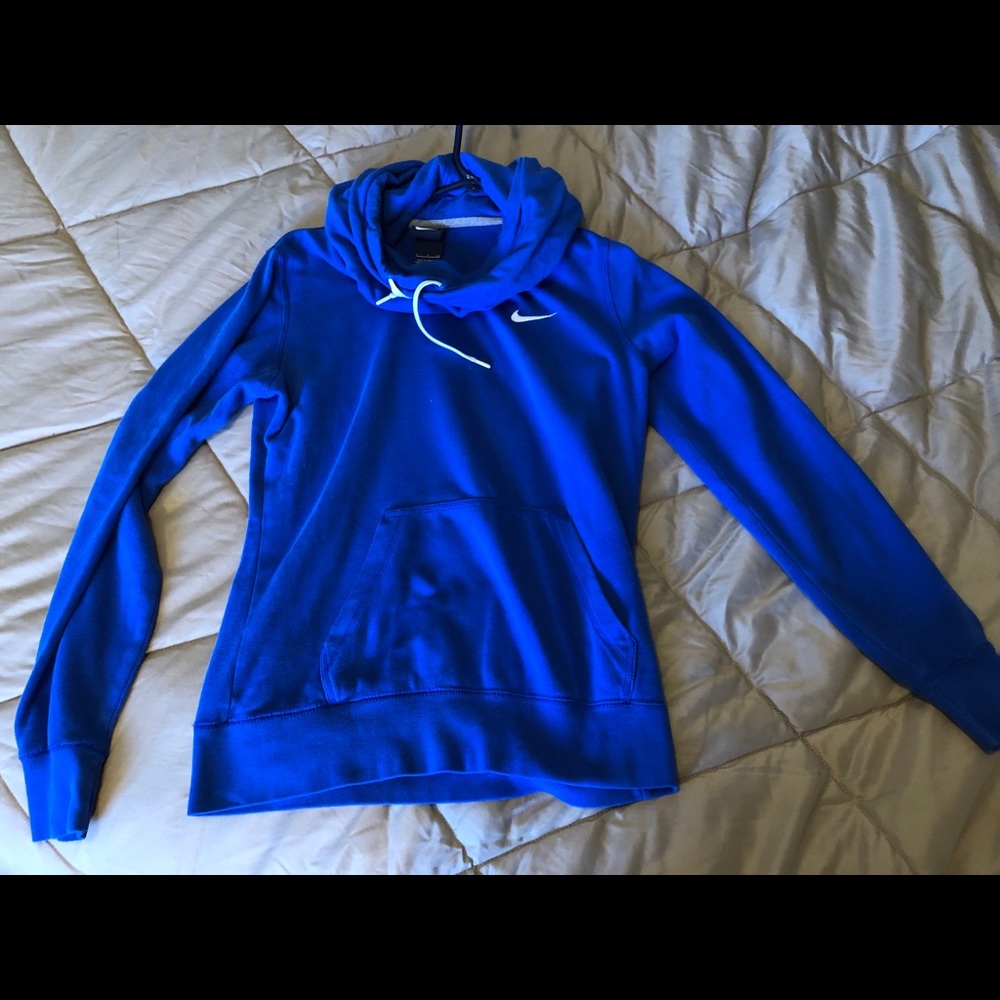 Nike men’s sweater